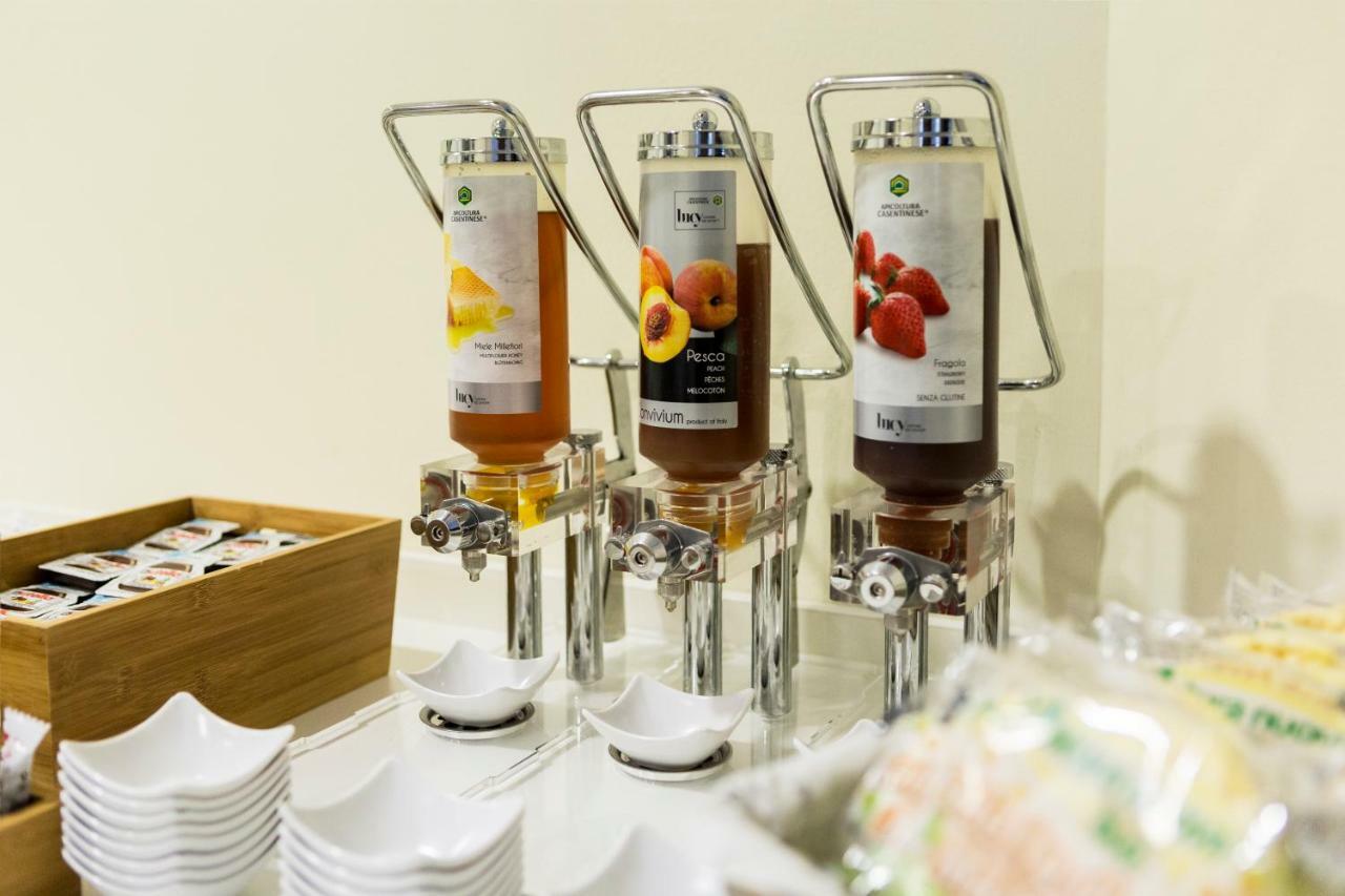Hotel Atlantic Vista Mare 페자로 외부 사진