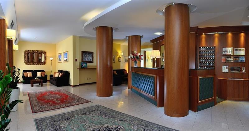 Hotel Atlantic Vista Mare 페자로 외부 사진