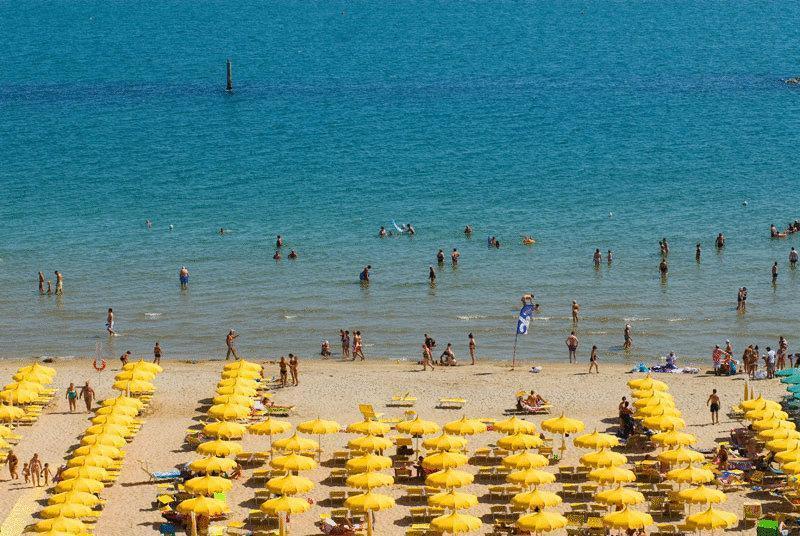 Hotel Atlantic Vista Mare 페자로 외부 사진